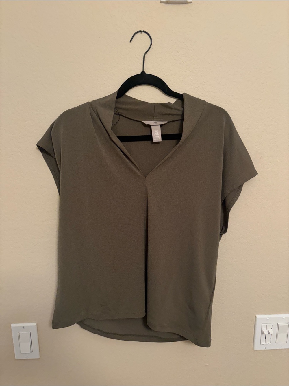 H&M Olive V-Neck Cap Sleeve Top